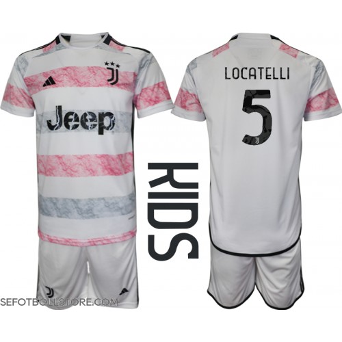 Juventus Manuel Locatelli #5 Replika babykläder Bortaställ Barn 2023-24 Kortärmad (+ korta byxor)